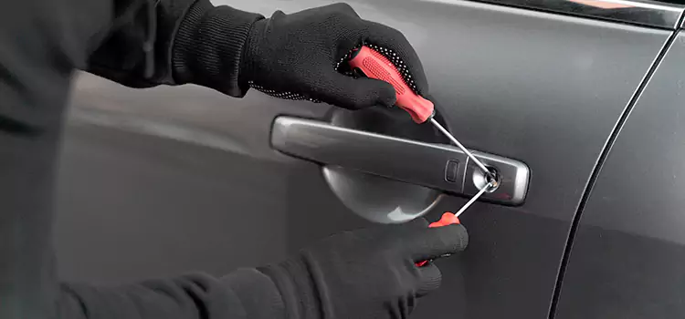 Locked Out of Car Help East Chicago